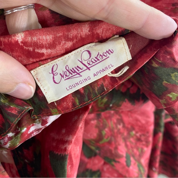 Vintage 60s Evelyn Pearson Lounge Red Floral V Neck Collar Maxi Flare Dress M - Picture 8 of 11